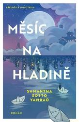 Měsíc na hladině