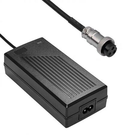 Akyga Napájecí zdroj e-skútru 42V / 2A 84W GX16 3-pin 12mm - AK-EV-18